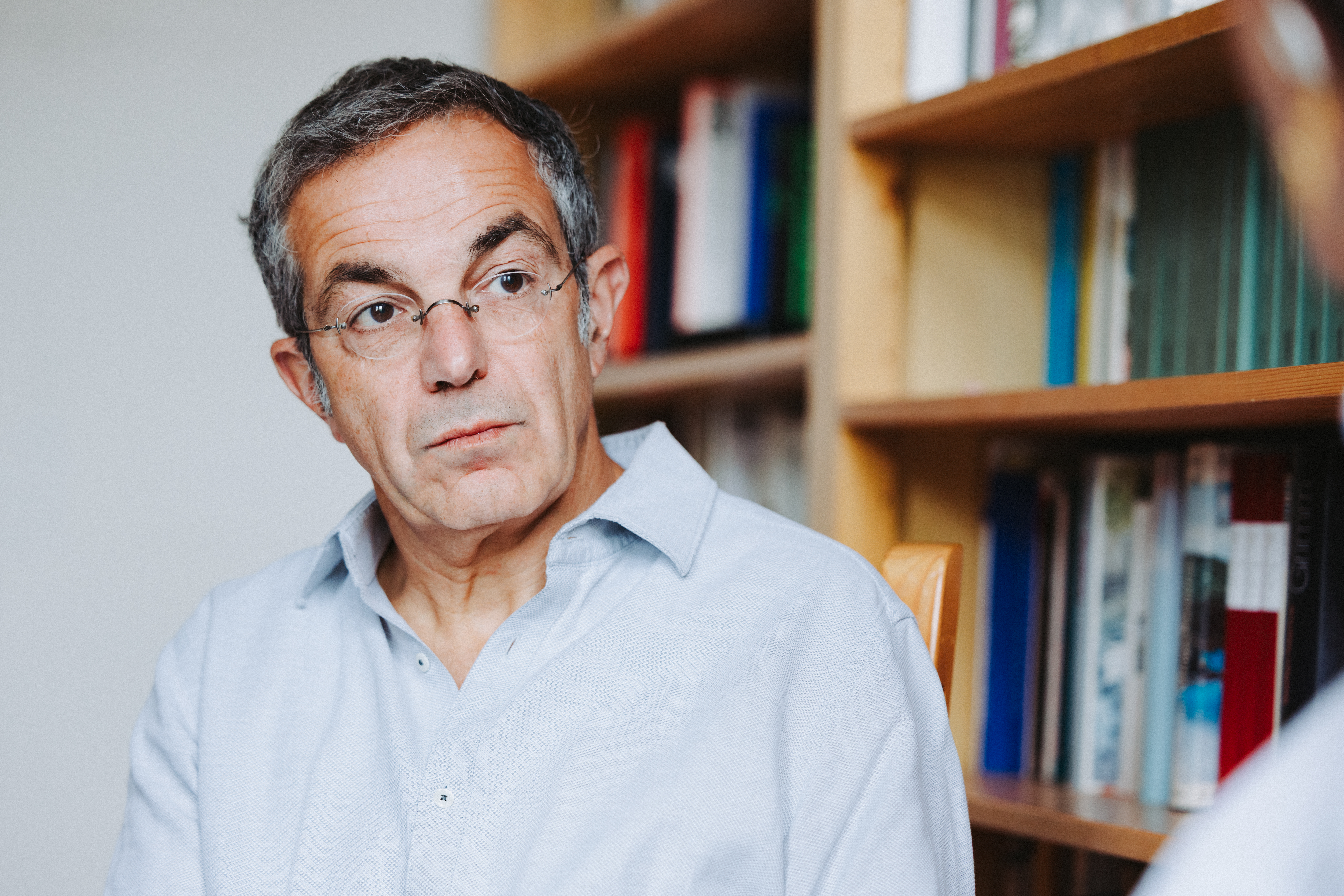 Katja Velmans – Navid Kermani für die Academy of International Affairs